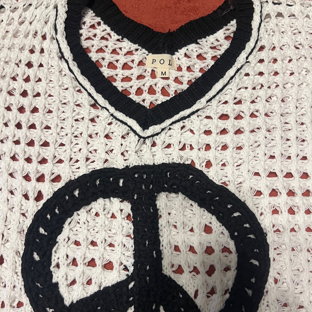 POL Women's Crocheted Black and White V-Neck ☮️ Sweater New w/o tags

#2–17